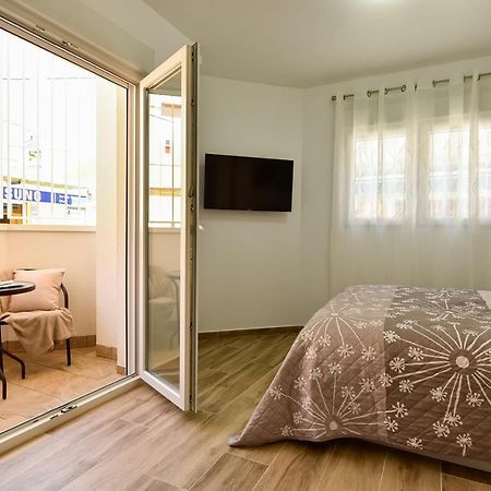 Apartments Cura Beach 托雷维耶哈 外观 照片