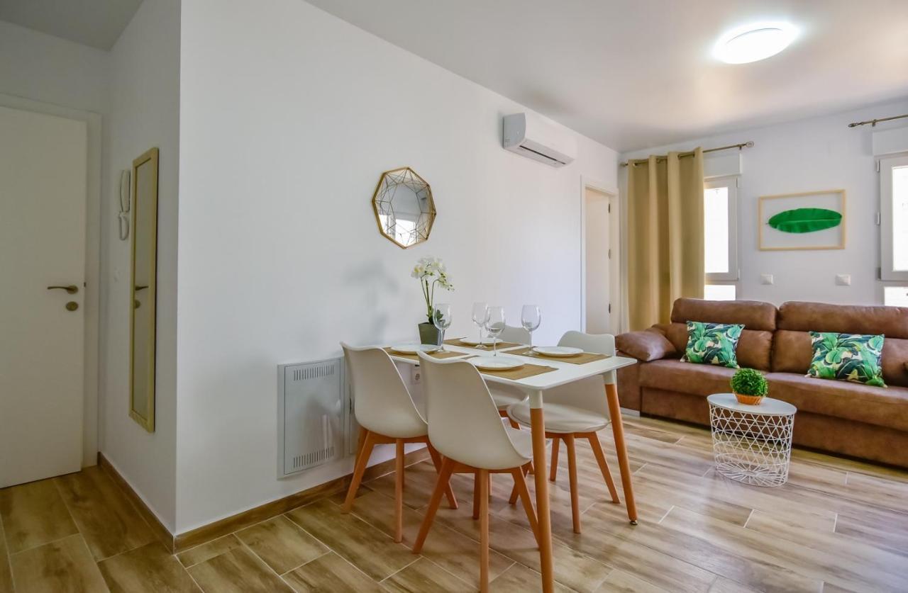 Apartments Cura Beach 托雷维耶哈 外观 照片