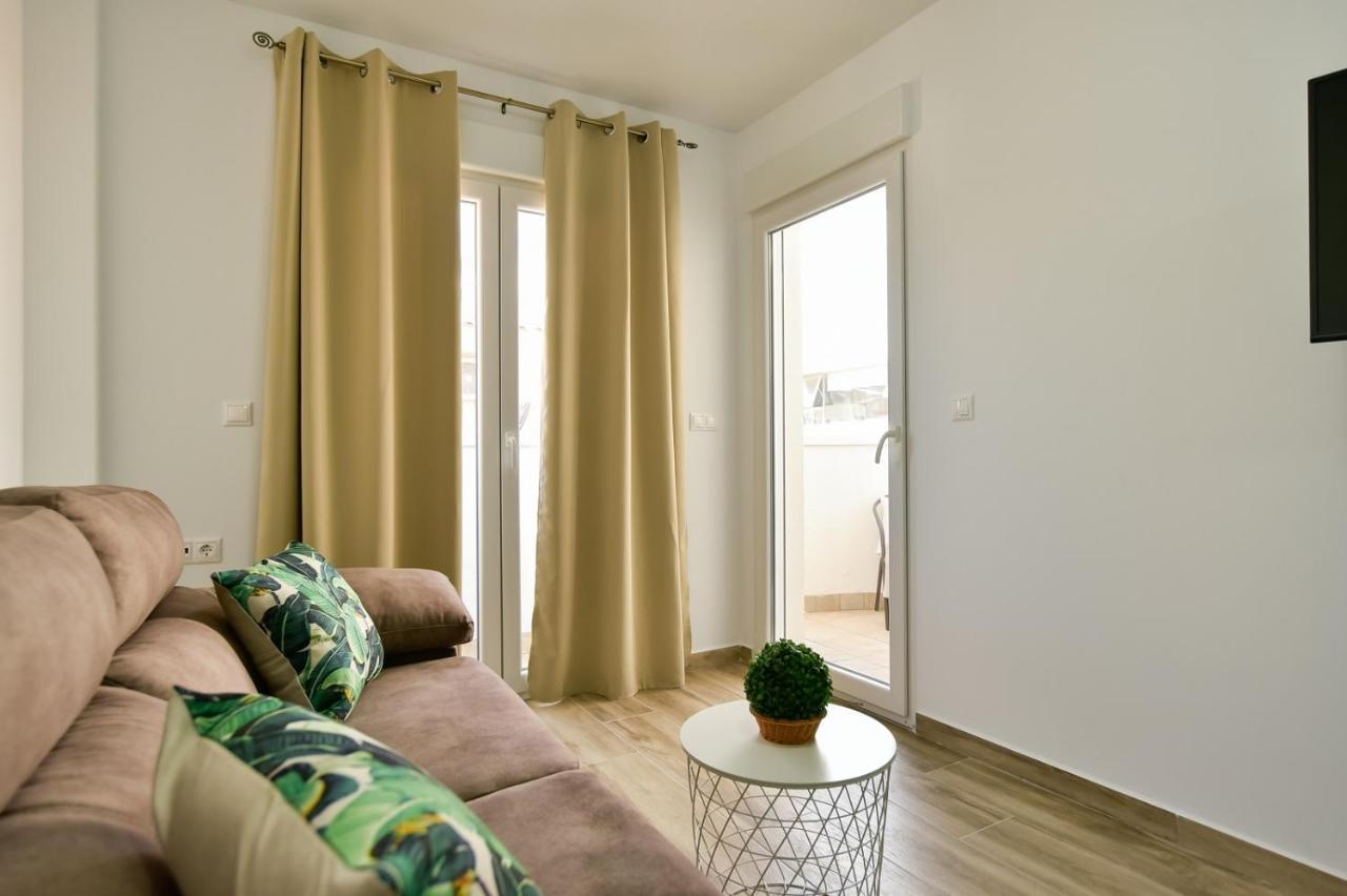 Apartments Cura Beach 托雷维耶哈 外观 照片