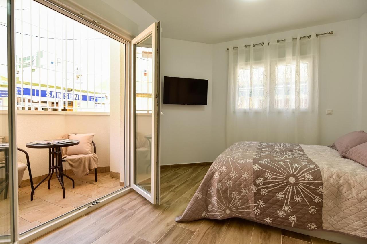 Apartments Cura Beach 托雷维耶哈 外观 照片